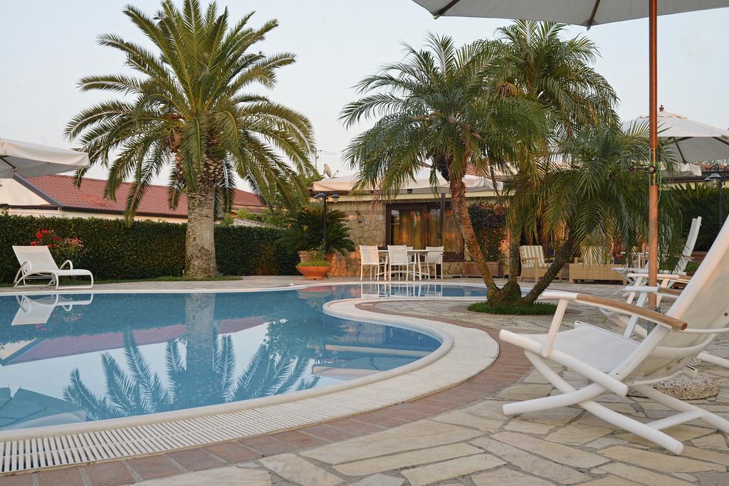 Complesso Turistico Ricettivo L'Oasi Del Golfo Di Salerno Διαμέρισμα Battipaglia Εξωτερικό φωτογραφία