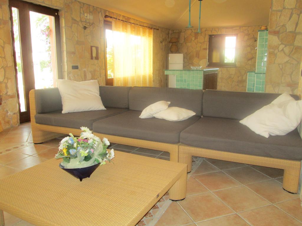 Complesso Turistico Ricettivo L'Oasi Del Golfo Di Salerno Διαμέρισμα Battipaglia Δωμάτιο φωτογραφία